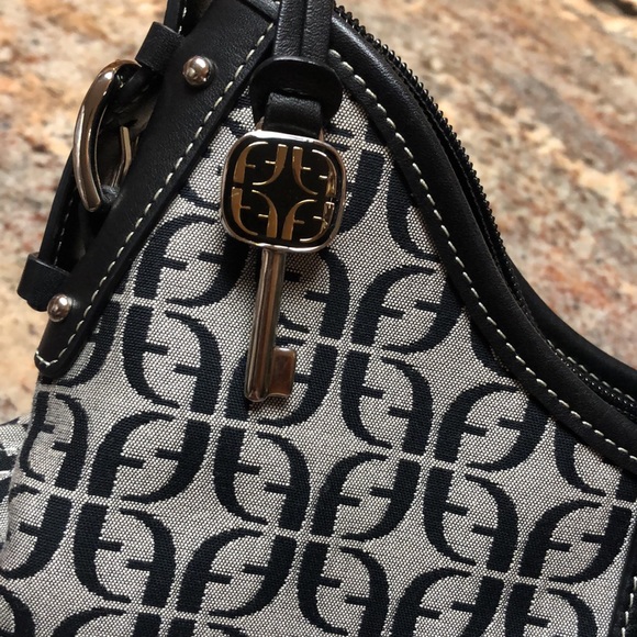 Fossil Signature Canvas Shoulder Bag - Picture 2 of 9